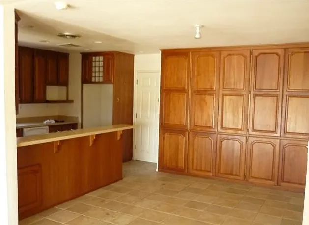 670 Highlander Dr — Photo 1