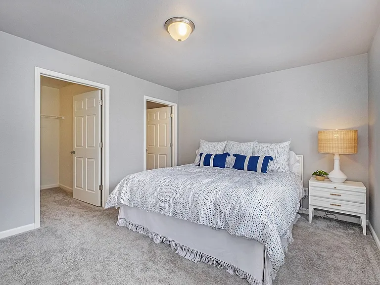 1847 Bluff Ridge Ct — Photo 13