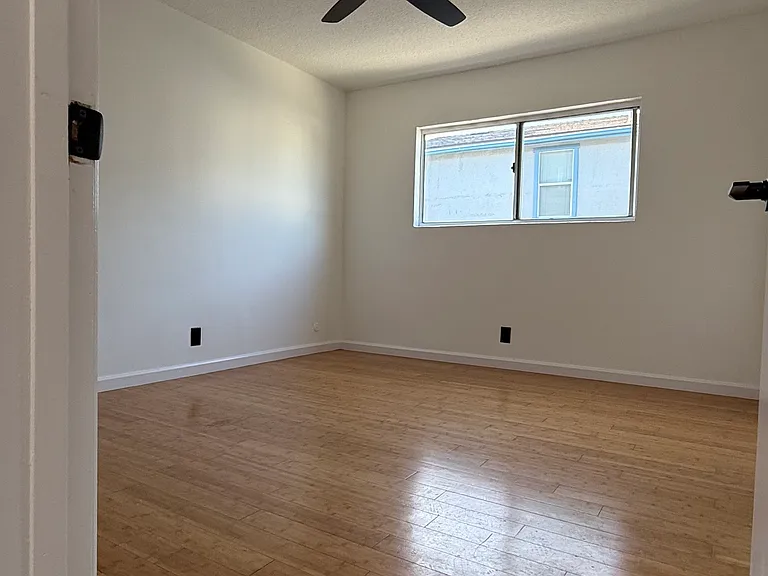 826 N Hobart Blvd #11 — Photo 7