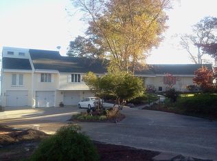 524 Pagan Rd, Smithfield, VA 23430