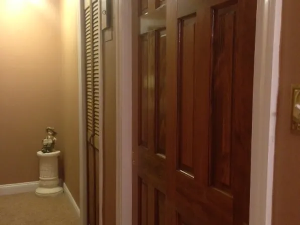 2240 Burnett Street image 1 of 4