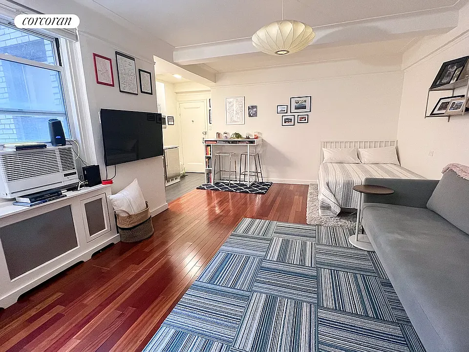 70 Remsen St #2F