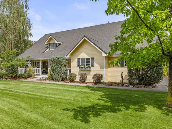 3619 Plum Bush Dr, Klamath Falls, OR 97603