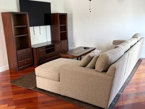 21121 SW 85th Ave APT 304, Cutler Bay, FL 33189