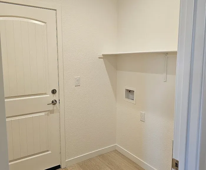 1870 Trinity Ct — Photo 16