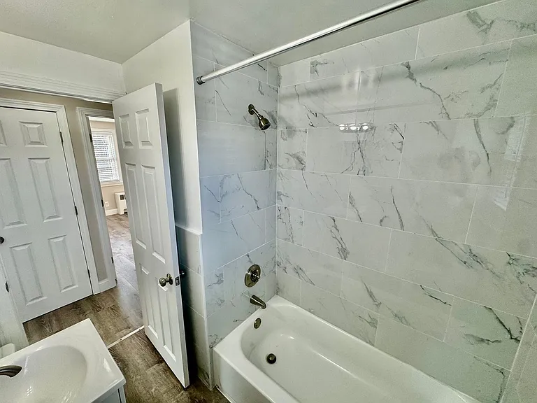 Shawomet Gardens Apartments — Photo 27