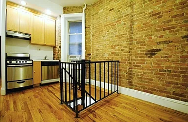 Rented by LJ Sloane Management