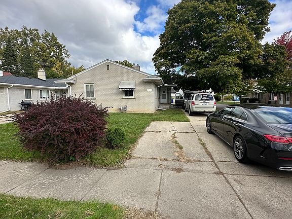 2nd image of 11656 San Jose #11656