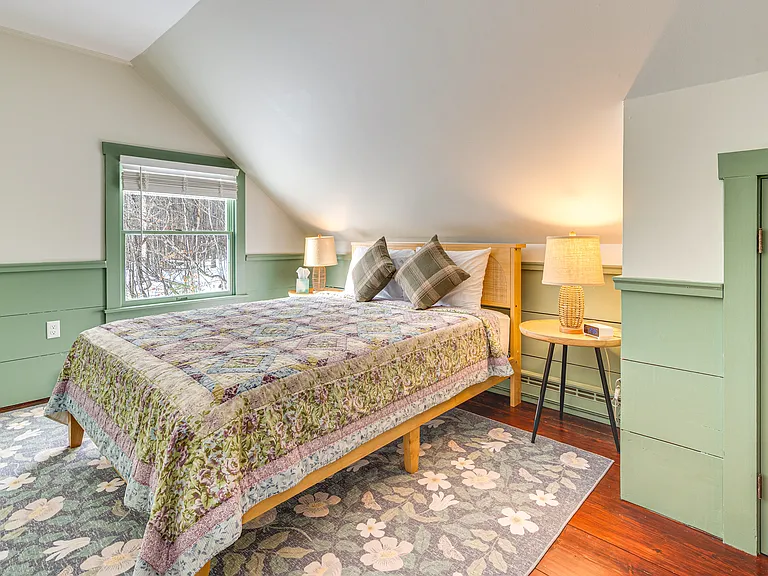 470 Maple St — Photo 39