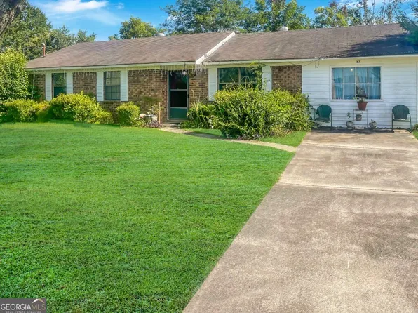 83 Eldridge St, Metter, GA 30439