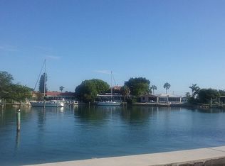 352 Belle Point Dr, Saint Pete Beach, FL 33706