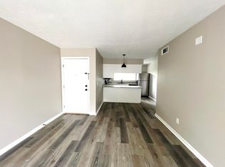 2820 Snow Rd, Lexington, KY 40517