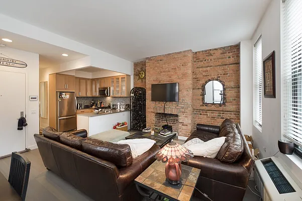 Rented by Compass | media 8