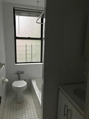 Rented by Christie Property Group | media 20