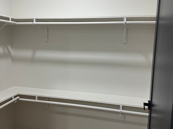 5th image of 360 Van Houten St #121