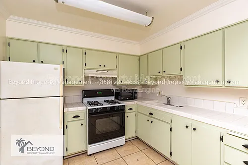 4885 Cole St Photo 1
