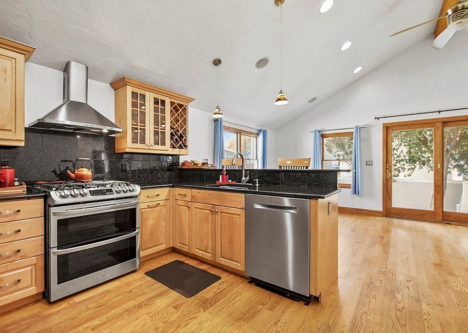 96 Princeton Ave, Waltham, MA 02451 Zillow