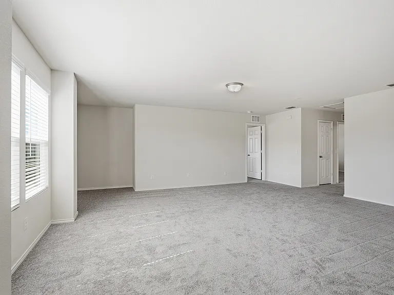 933 Dressage Dr — Photo 26