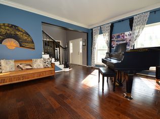 2718 Romig Rd, Gilbertsville, PA 19525