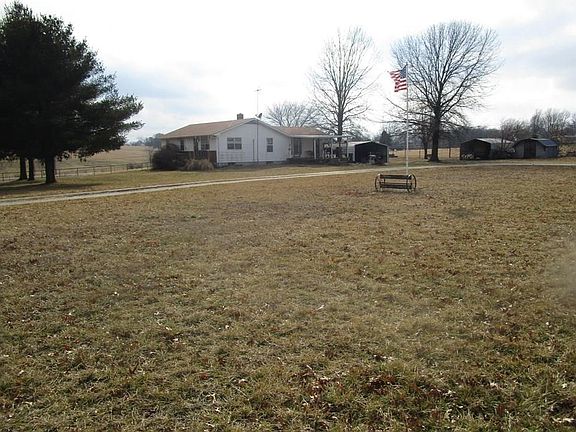 3rd image of 11923 Farm Road 1015