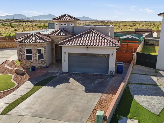 4th image of 12241 Desert Vista Ave