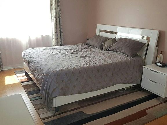 3rd image of 36 Bayberry Dr APT 2