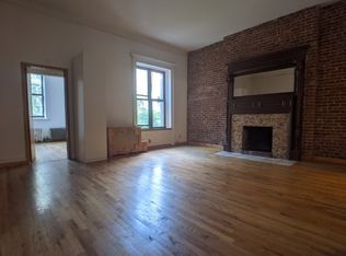 124 W 81st St #3B, New York, NY 10024