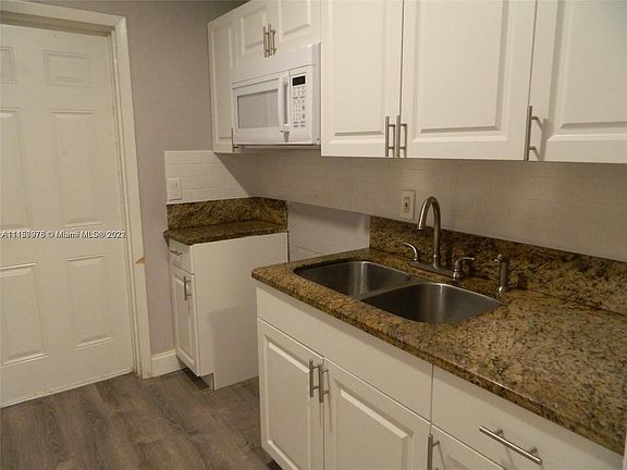 3rd image of 1123 NW 3rd Ave #1