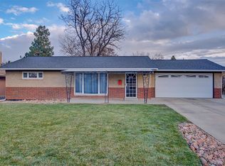 40 S Chase Dr, Lakewood, CO 80226
