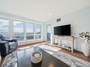 1001 Marina Dr APT 612, Quincy, MA 02171