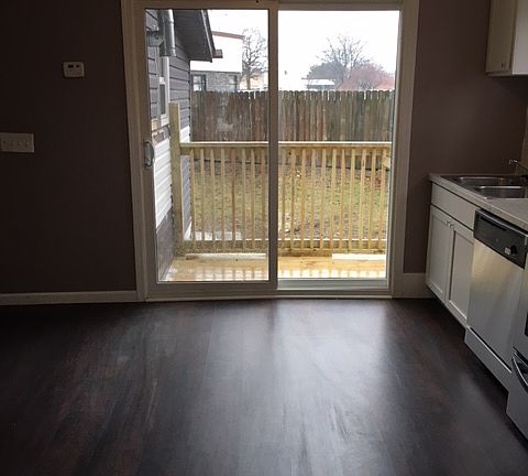 5th image of 26042 Parkington St