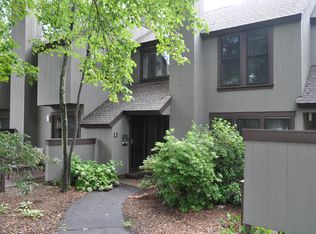 2 Twin Oak Ct #2, Avon, CT 06001