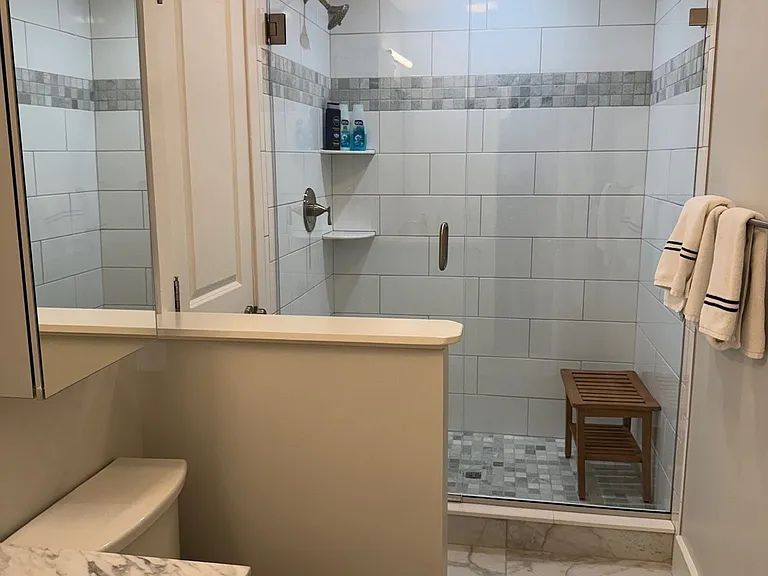 1 Island Dr #9 — Photo 25
