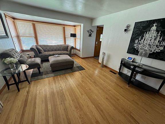 5th image of 1827 N 18th Ave