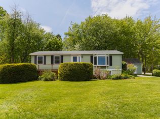 47 Fahy St, Belfast, ME 04915
