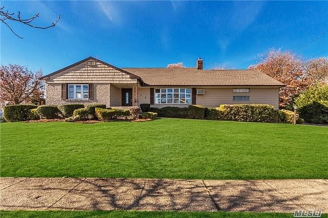 1st image of 136 Harbor Ln