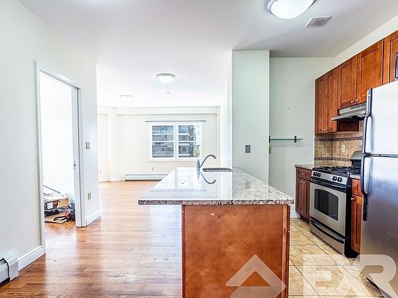 3rd image of 1203 Jackson Ave APT 3F