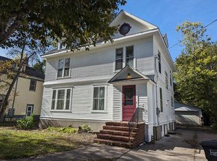 1026 7th St N, Fargo, ND 58102
