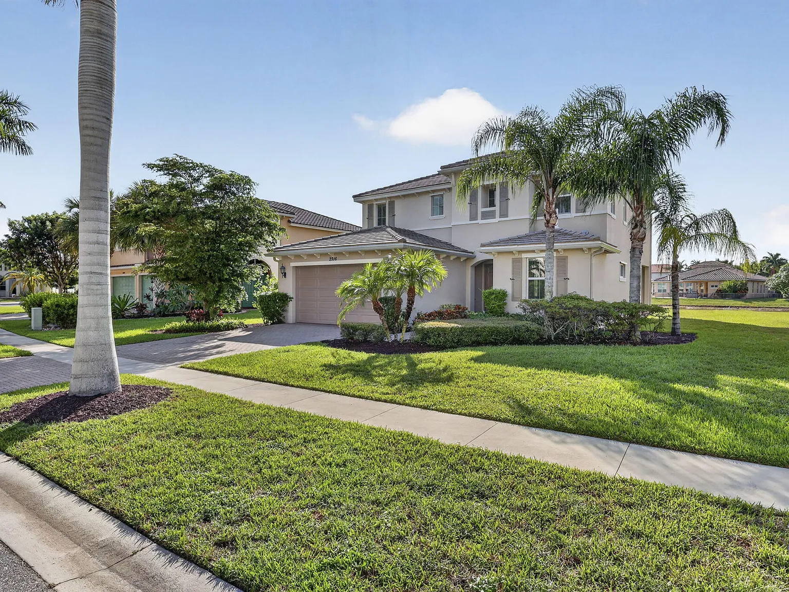 4 bed, 3.5 bath, 2873 sqft, $4,290 — Photo 3