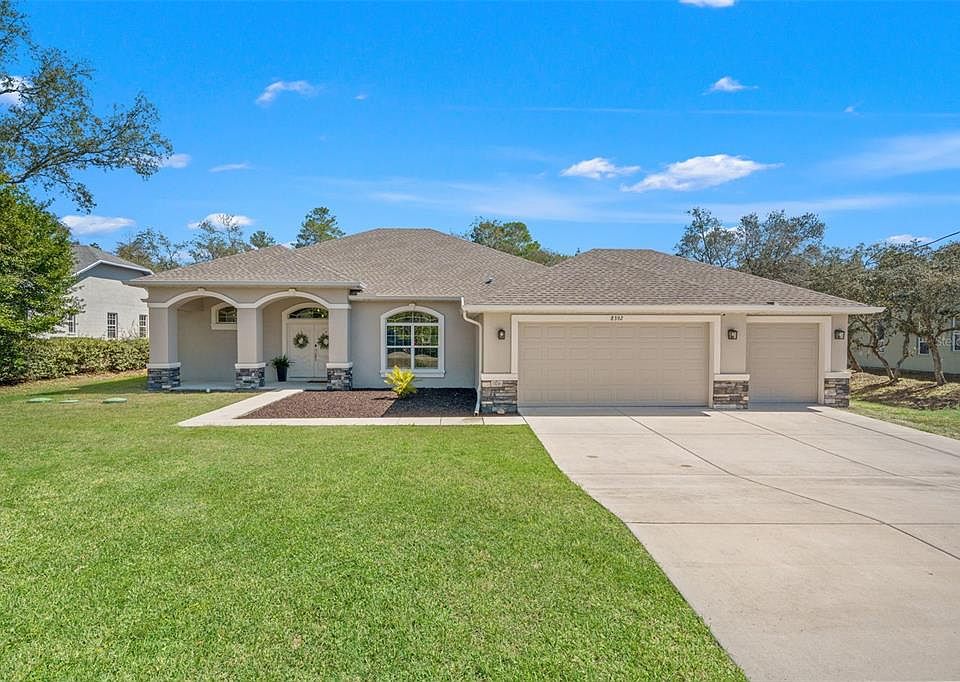 1st image of 8392 Christopher Ln