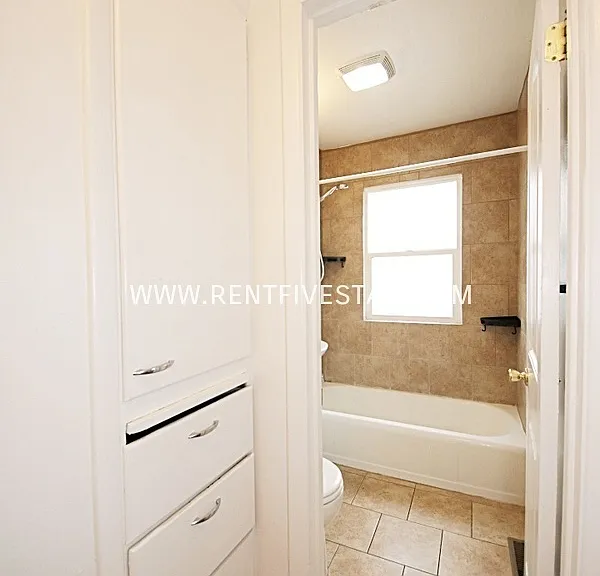 515 E Alameda Rd — Photo 6