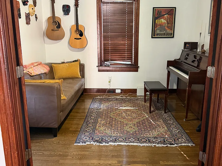 1013 Maynor Ave — Photo 4