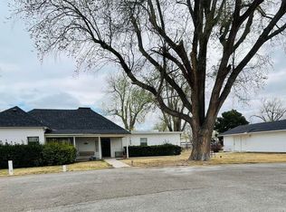 2106 N Freeman Ave, Artesia, NM 88210
