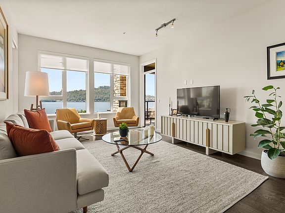 4th image of 3911 Cates Landing Way #305