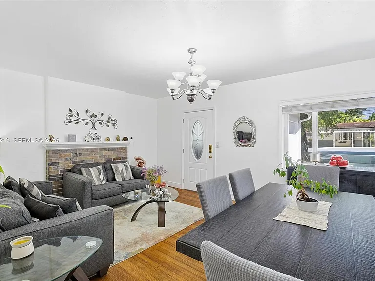 104 SW 40th Ave — Photo 33