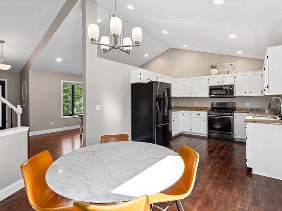 5th image of 7269 Bancroft Way