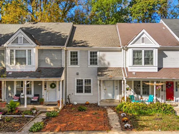 12173 Flag Harbor Dr, Germantown, MD 20874