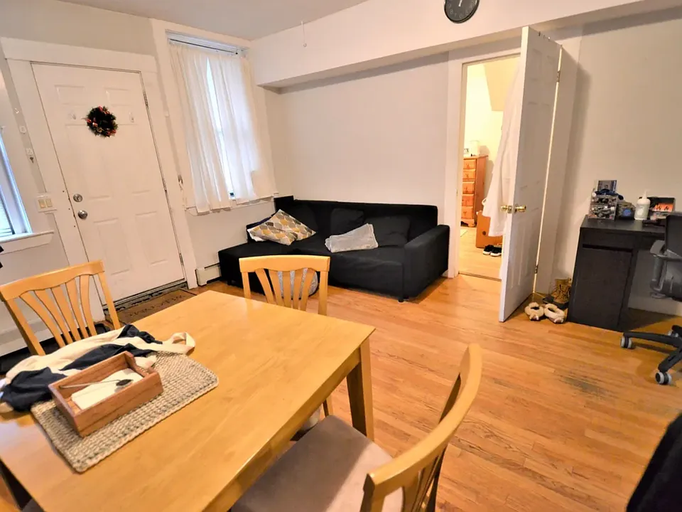 585 Beacon St #2B