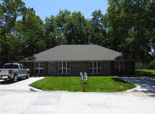 700 Seven Oaks Rd, Bonham, TX 75418