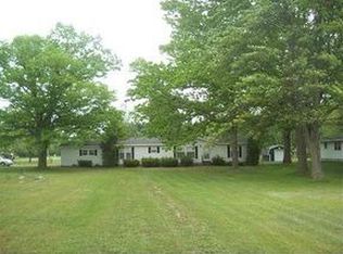 1415 S Loxley Rd, Houghton Lake, MI 48629